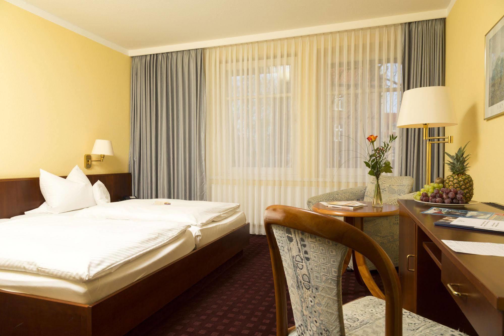 Ringhotel Residenz Wittmund Dış mekan fotoğraf
