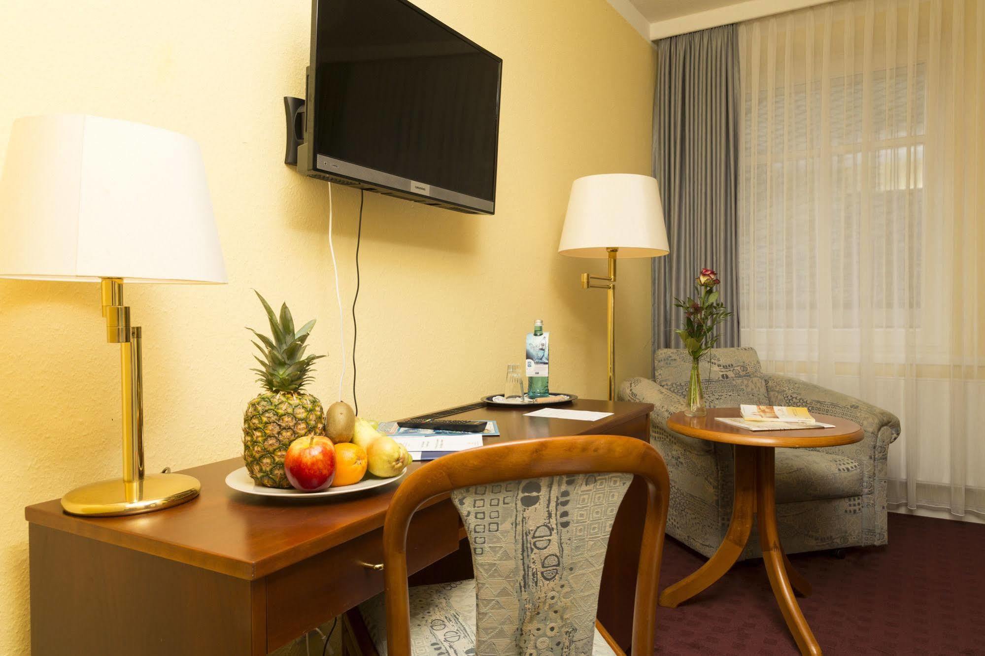 Ringhotel Residenz Wittmund Dış mekan fotoğraf